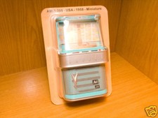 Jukebox AMI I-200 -USA- 1958 miniature JUKE BOX works!!