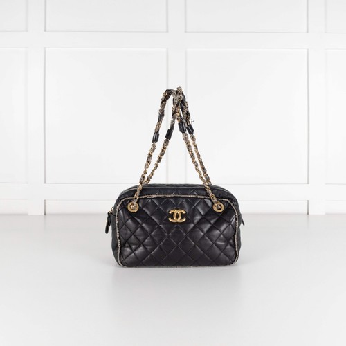 Chanel black quilted lambskin - quilted,