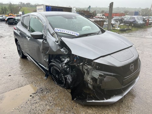 Nissan leaf breaking - leaf,
