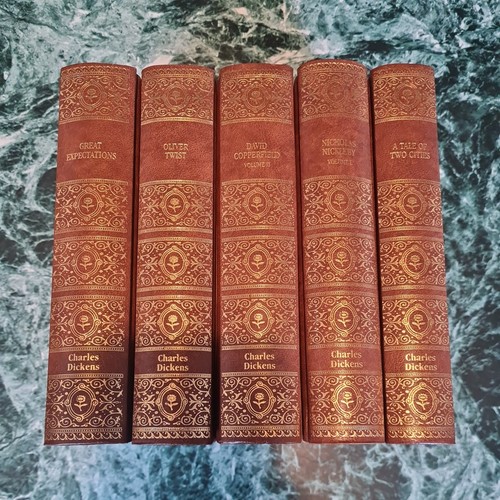 Oliver twist tale two - twist, of