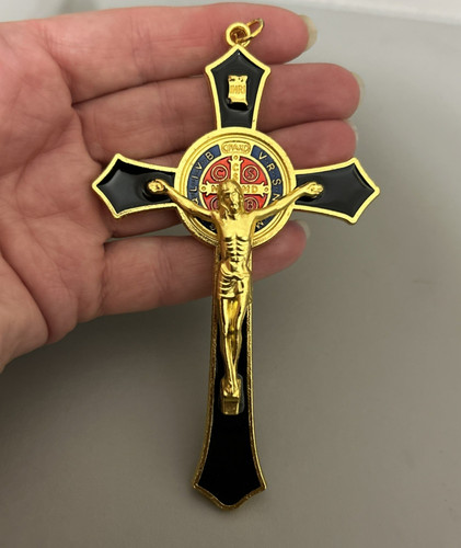 Large gold tone and - large, st