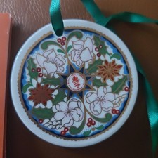 Royal Crown Derby Round