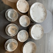 Noritake Arlene Fine Bone