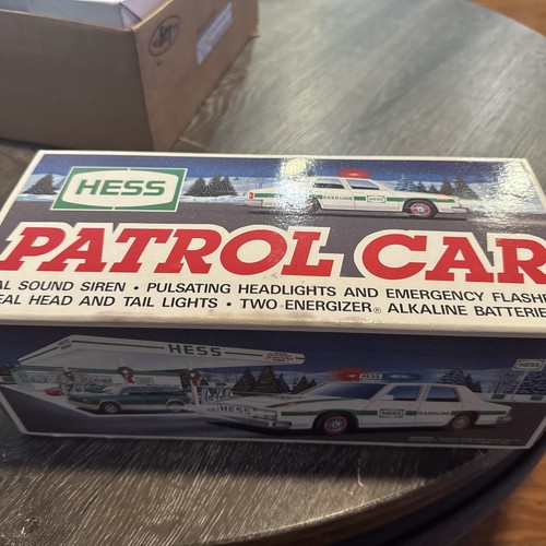 Hess trucks new box 1993 - in,