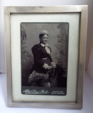 BEAUTIFUL CLEAN LARGE 9" ENGLISH ANTIQUE 1918 STERLING SILVER PHOTOGRAPH FRAME