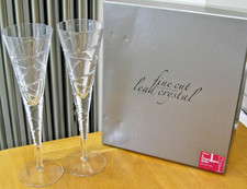 2x Heavy Crystal Champagne Flutes With Cut Optical Swirl-Jasper Conran Style-VGC