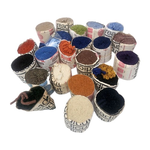 Readicut mixed colours wool - 25,
