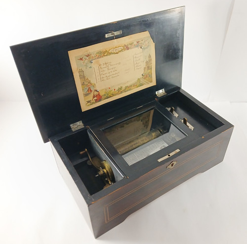 Antique 1800 swiss music box - 1800's,