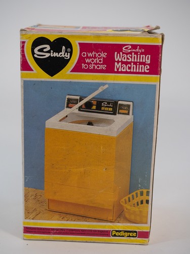 Sindy washing machine doll - washing,