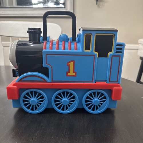 Thomas the tank engine train - thomas,