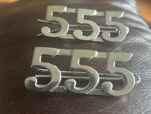 Shoulder title badge 555 - shoulder,