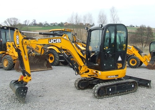 Jcb 8025 zts mini digger - jcb,