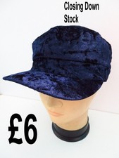 Ladies Fashion cap with velour