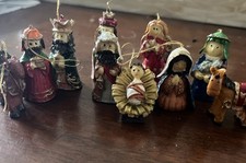 Vintage Nativity Set 10