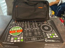 Roland Dj 707m controller + carry bag