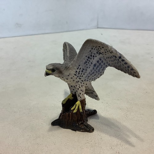 2011 schleich peregrine - peregrine, falcon