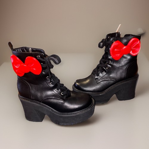 Dolls kill red bow hello - dolls,