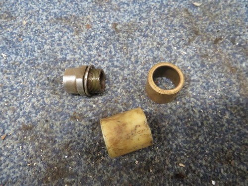 Bsa bantam b175 stanchion nut - stanchion,