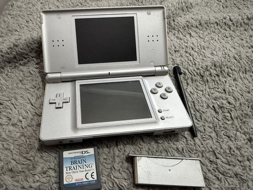 Nintendo lite silver - nintendo,