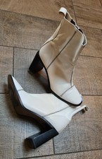 White leather size 7 y2k