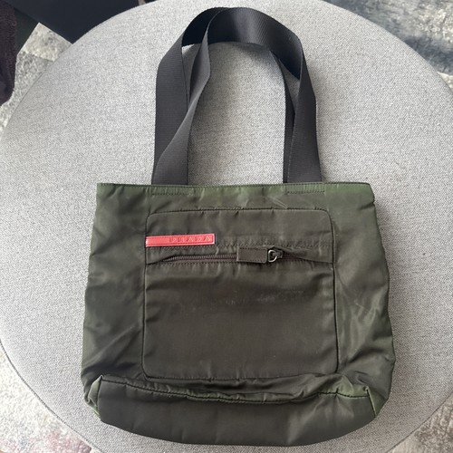 Prada shoulder bag green nylon - green,
