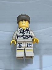 Lego Minifigure Zoo Keeper