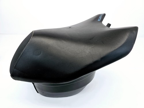 Yamaha aerox seat piece - 1,