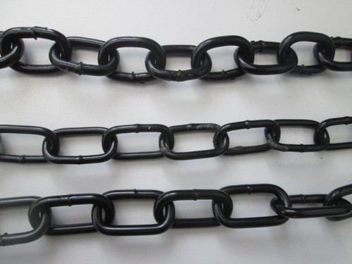 Black steel chain welded links - black,