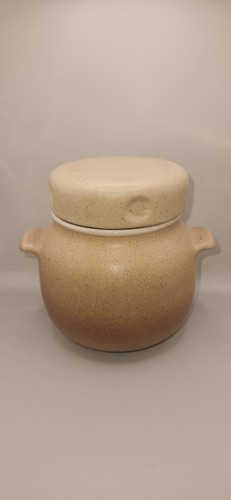 Lovely stoneware kitchen - lovely,