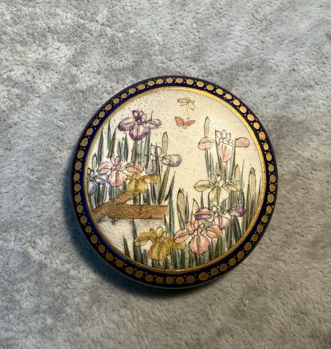 Antique satsuma button - satsuma,