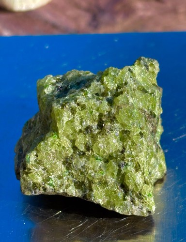 Peridot crystal cluster 100 - cluster, 100%