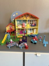 Peppa Pig Playhouse Cooker/Oven with Light-Up House and Sounds