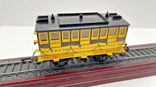 Tri ang r621 rocket - "rocket, carriage