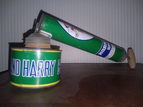 Vintage harry brand metal - metal, bug
