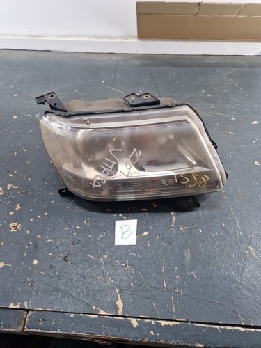 Right headlight suzuki grand - right,