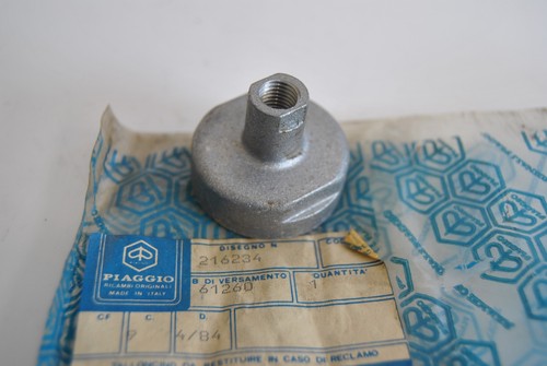 Front shock absorber seat - front,