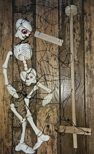 Pelham puppets skeleton - puppets,