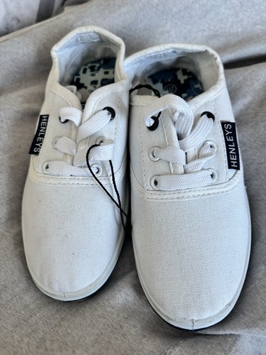 Henleys size trainers - henleys,