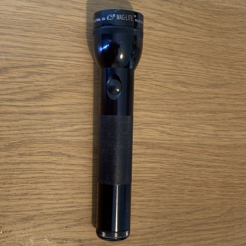 Mag lite cell torch - 3d,
