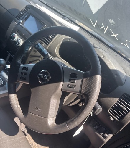 D40 steering wheel - d40,