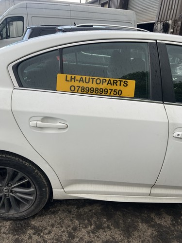 Toyota avensis mk3 2011 - toyota,