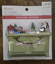 Ashland Christmas Tiny