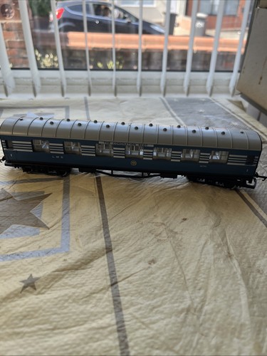 Hornby coronation scot coach - hornby,