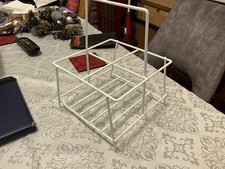 DOORSTEP MILK BOTTLE HOLDER ..4 X 1 PINT BOTTLE HOLDER .WHITE WIRE..NEW & UNUSED