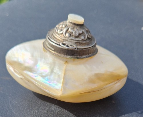 Mother pearl trinket snuff - trinket,