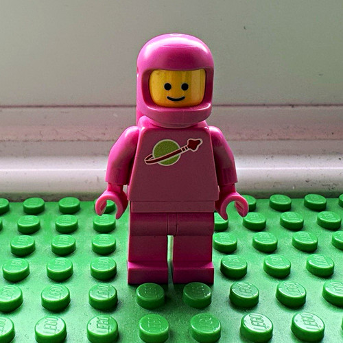 Lego minifigures pink classic - lego,