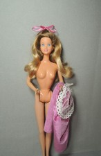 Mattel Barbie doll 1980s Heart Family Mum