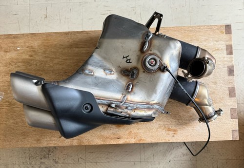 Ducati diavel oem exhaust - diavel,
