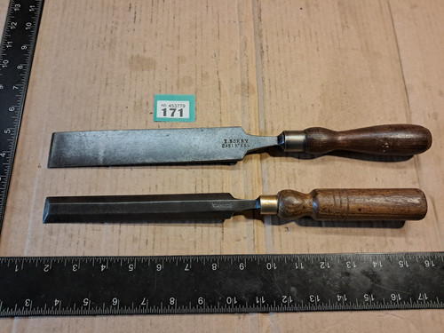 Vintage chisels 1 - 1, x