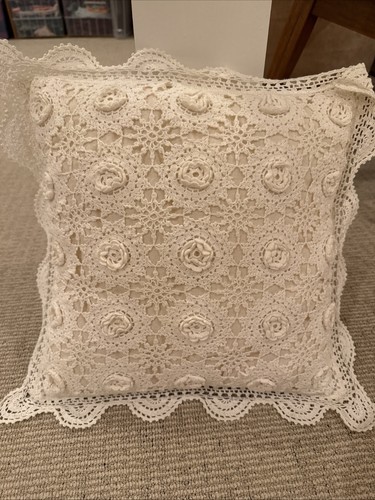 Vtg hand crocheted - crocheted,